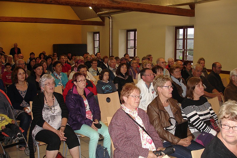Drolederencontre0005.jpg