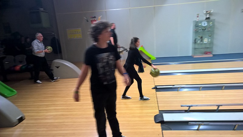 bowling16-0036.jpg