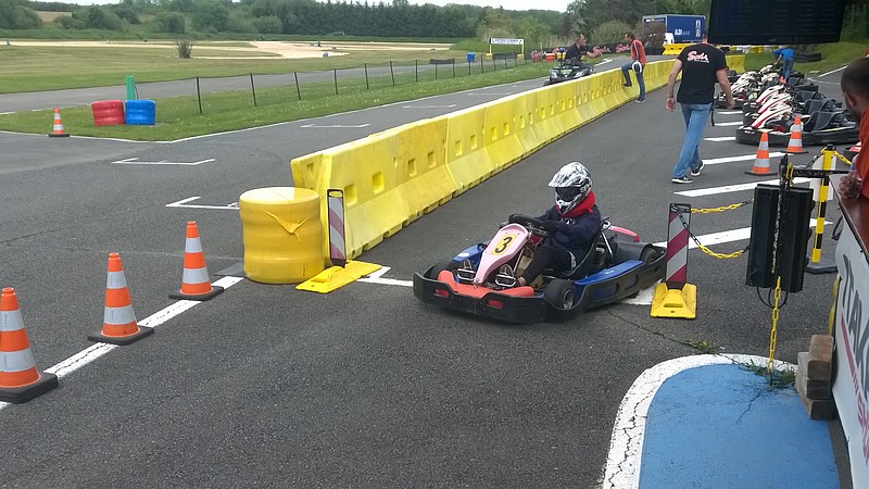 kart19-0121.jpg