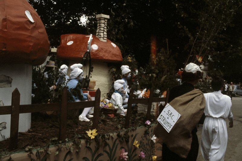 Chars_1980_schtroumpf02.jpg